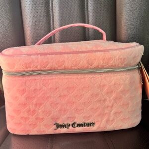 NWT! Juicy Couture make up bag